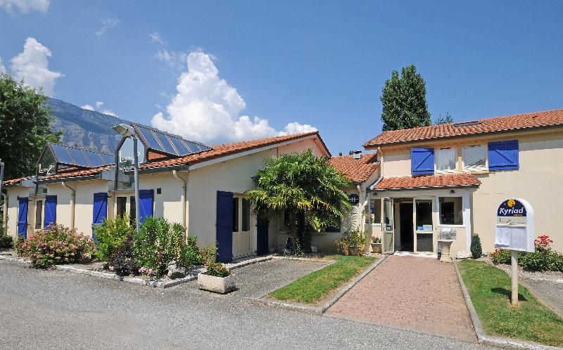 Comfort Hotel Grenoble Meylan Buitenkant foto