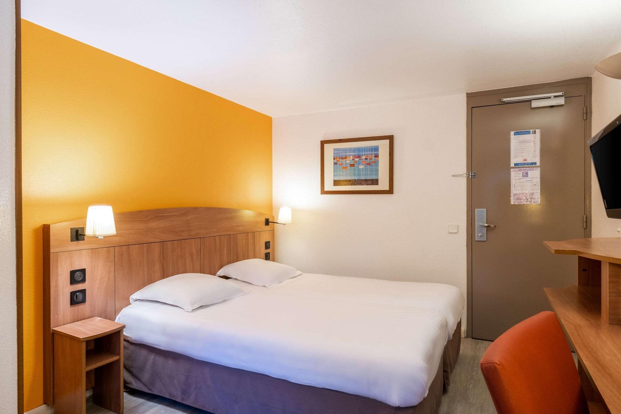Comfort Hotel Grenoble Meylan Buitenkant foto