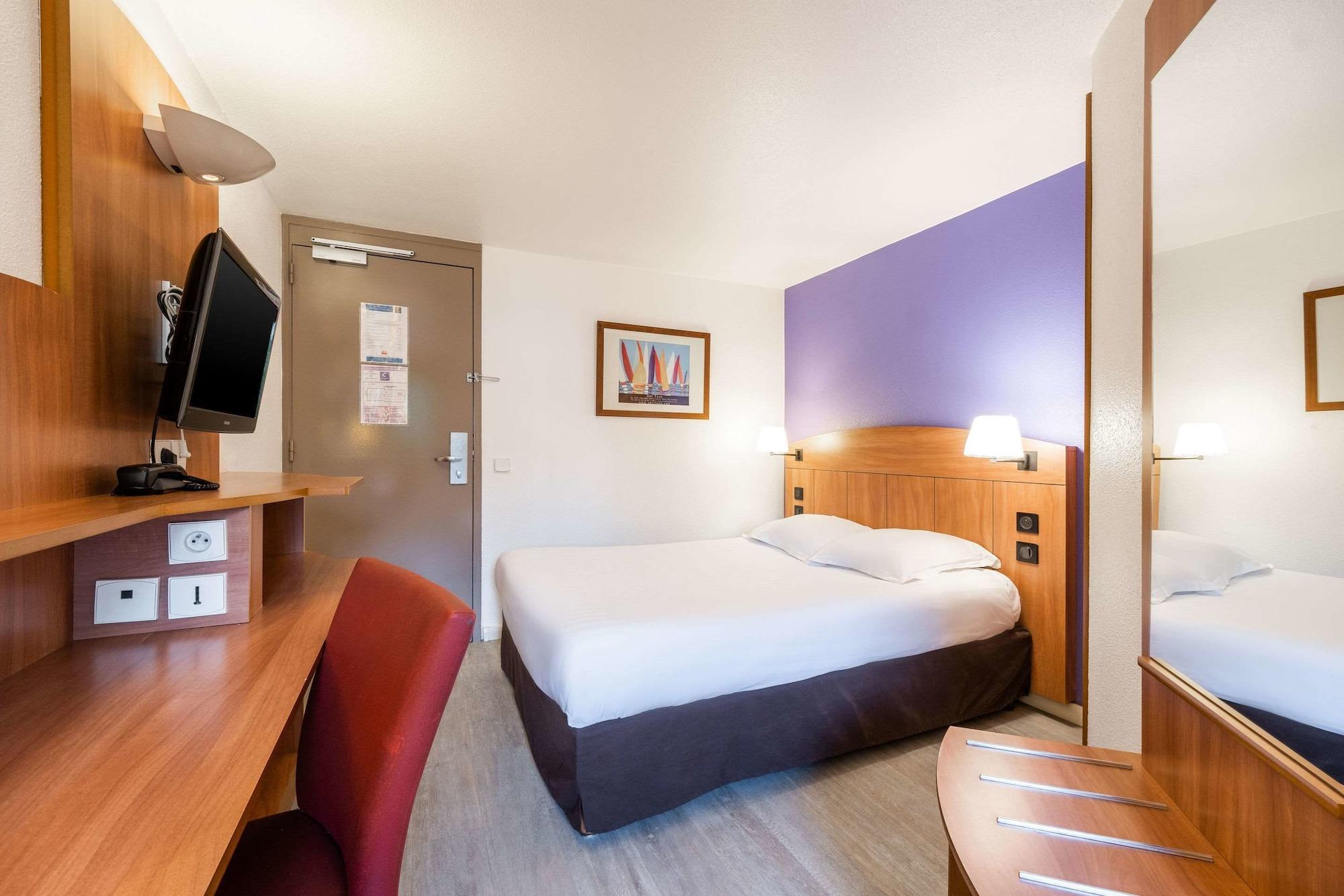 Comfort Hotel Grenoble Meylan Buitenkant foto