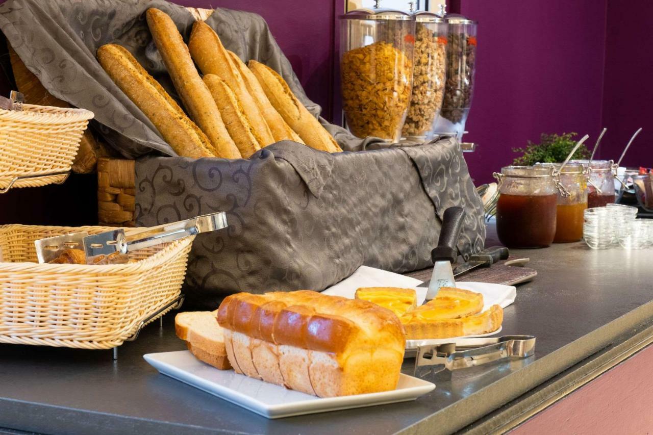 Comfort Hotel Grenoble Meylan Buitenkant foto