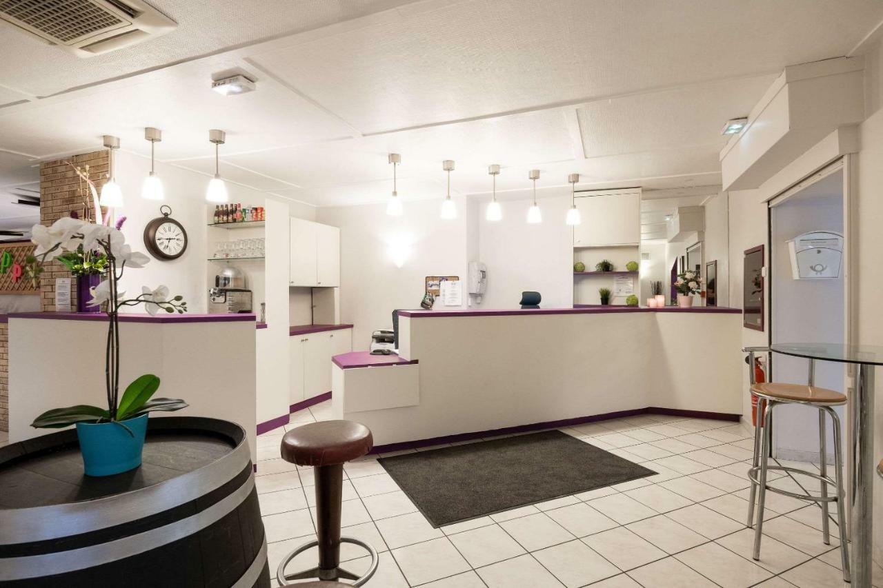 Comfort Hotel Grenoble Meylan Buitenkant foto