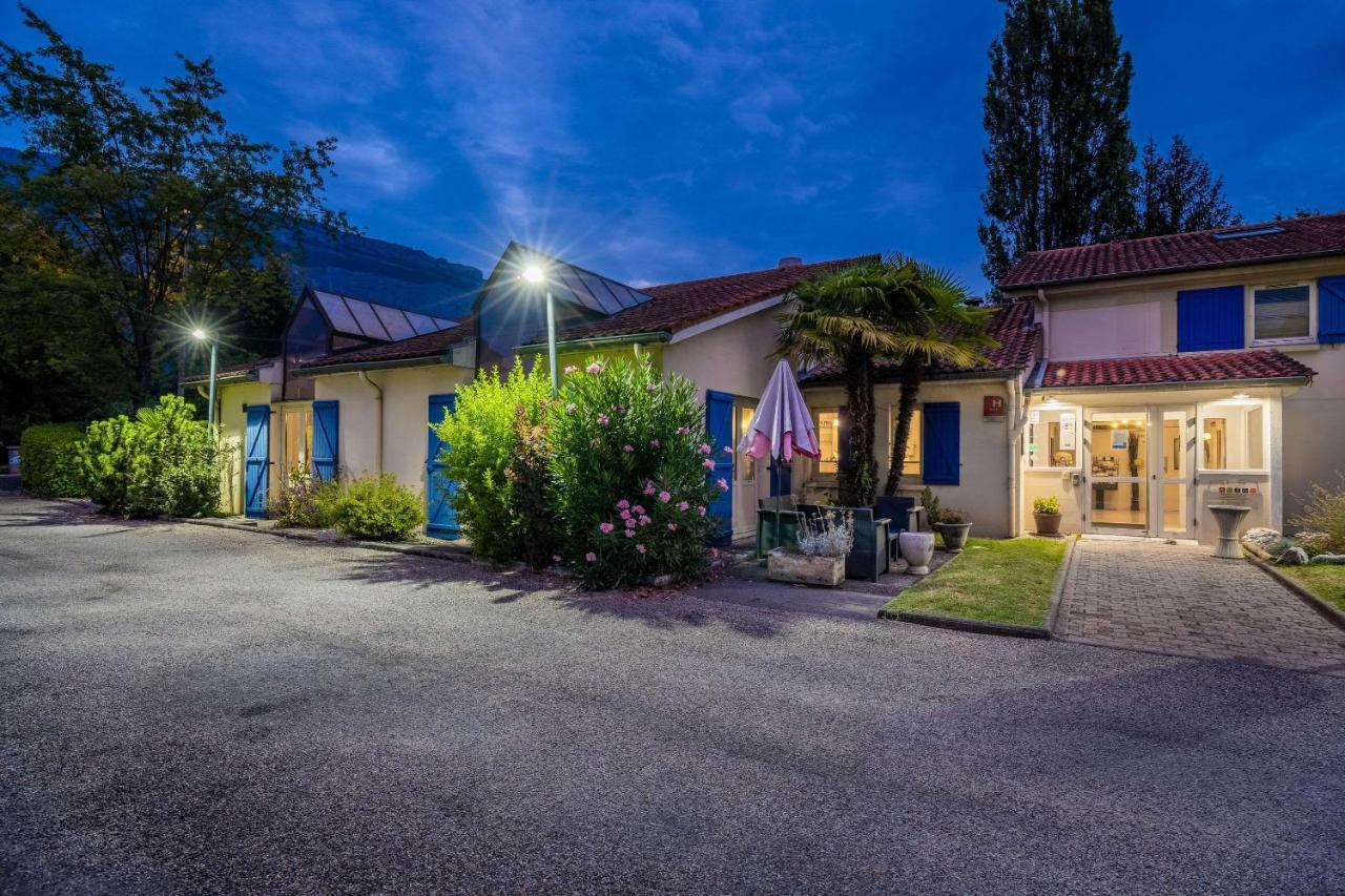 Comfort Hotel Grenoble Meylan Buitenkant foto